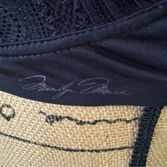 Marilyn Monroe Black Bralette - Picture 5 of 6